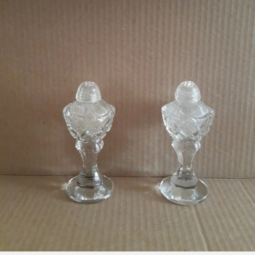 Salt and pepper shaker cut CRYSTAL  5.5'' tall